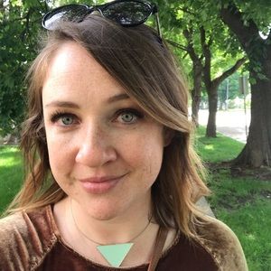 Meet your Posher, Lexie